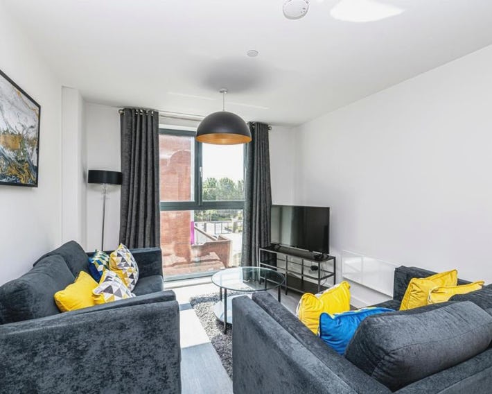 Insignia Apartments by Guestz