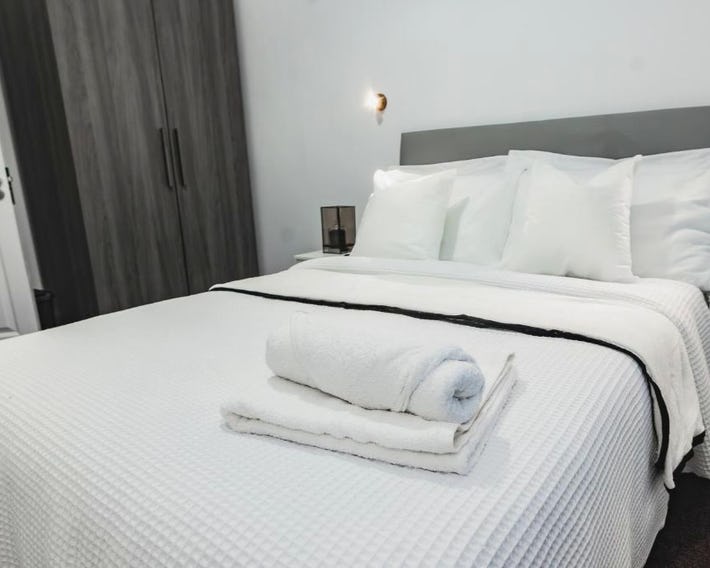 Spacious & Cosy Holiday Home in Manchester