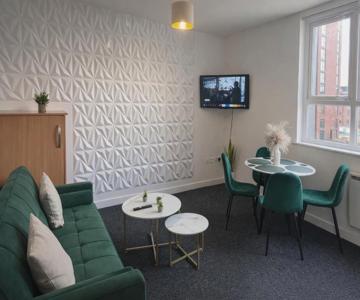 Bluebird Manchester Suites