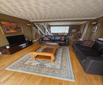 Springfield Oaks Cottage