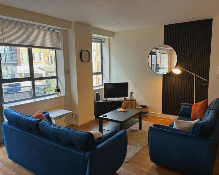 Modern 2 BDR Flat in Nottingham City Centre with FREE Parking