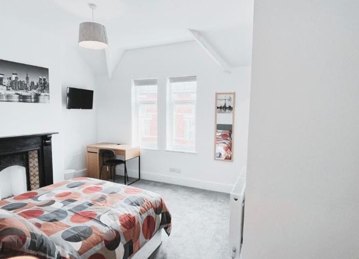 Large Room at The Burford Hideaway