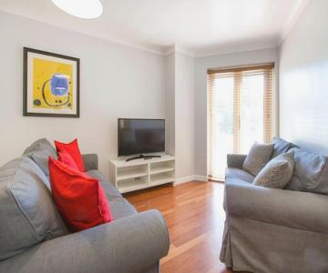 Cosy Modern Oxford Apartment