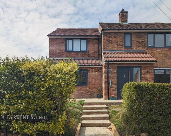 Derwent Avenue self-contained apartments in Headington