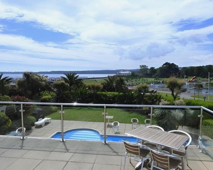 4 Goodrington Lodge