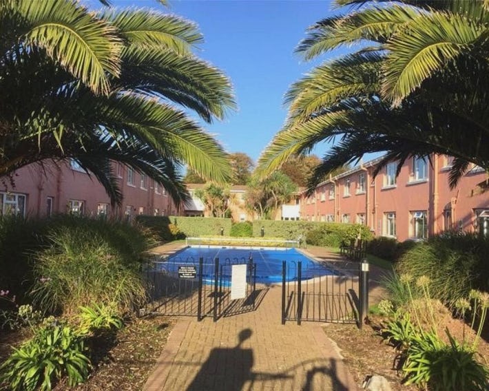 57 New Esplanade Court, Beach Close By Pool View