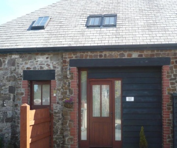 Swifts Barn Stanbury Wharf