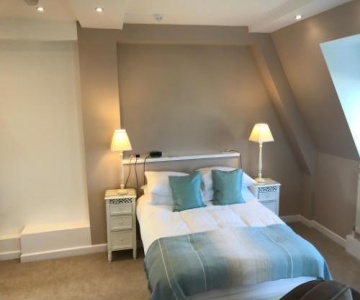 Cambridge House & Lodges at Whitsand Bay