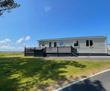 Holiday Home with Stunning Views