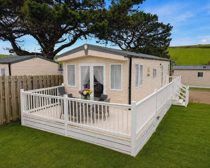 11 Meadow View