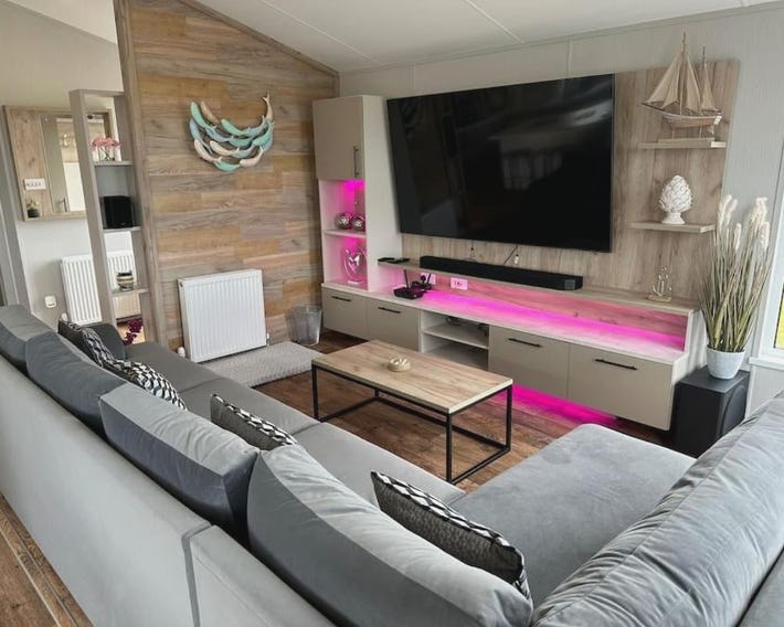 Modern Lodge with Amazing Views
