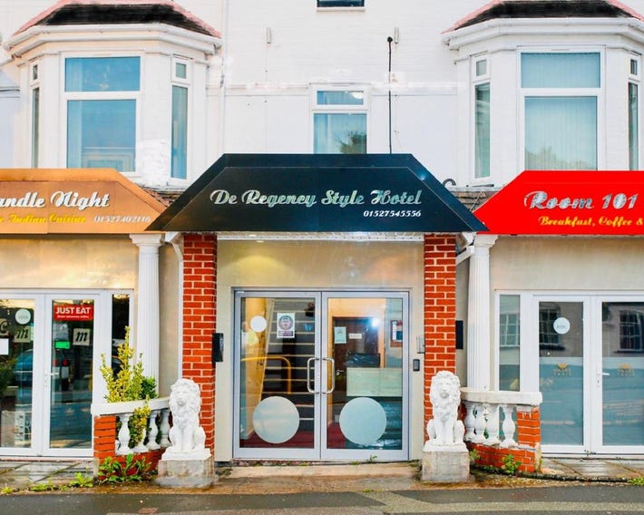De Regency Style Hotel