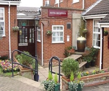 Horse and Groom Hotel