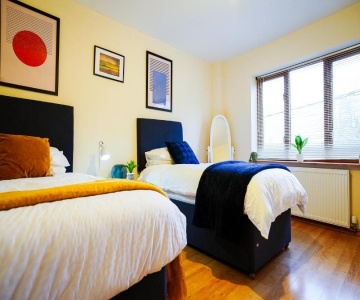 Eagle Homely Apartment