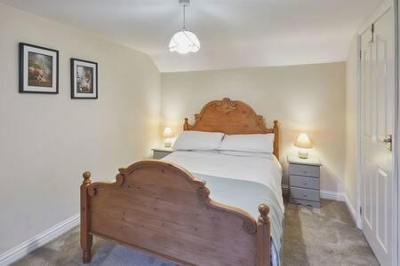 Host & Stay - Lavender Cottage