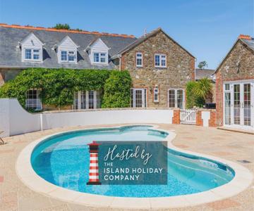 Rookley Farm Lodge Charming Manor Pool House with Heated Pool, Tennis Court & Gardens - Isle of Wigh