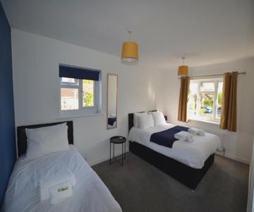 Wisteria 2 Bed House - Stayseekers