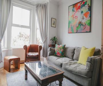 Victorian Terraced House In Salisbury; 3 Bedrooms