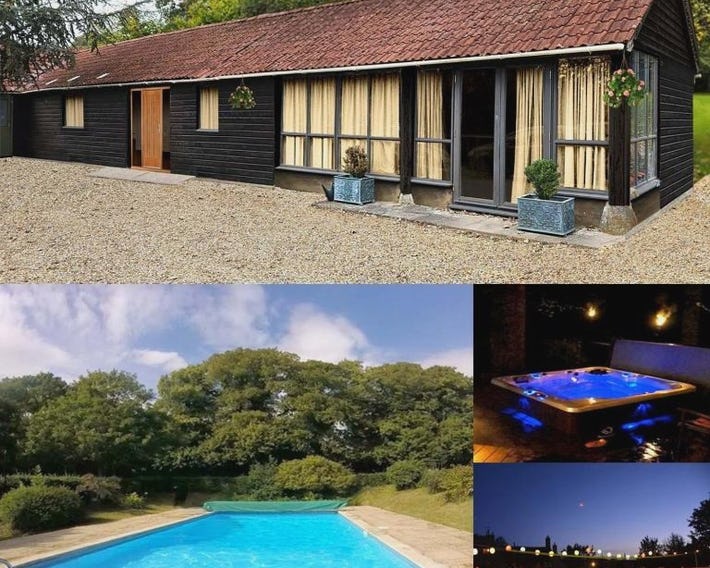 The Old Stables - Self Contained Cottage - Hot Tub and Pool