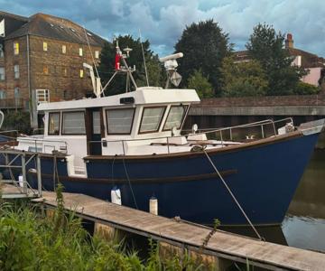 Sea Dream 42ft Beautiful 2 Bedroom Boat