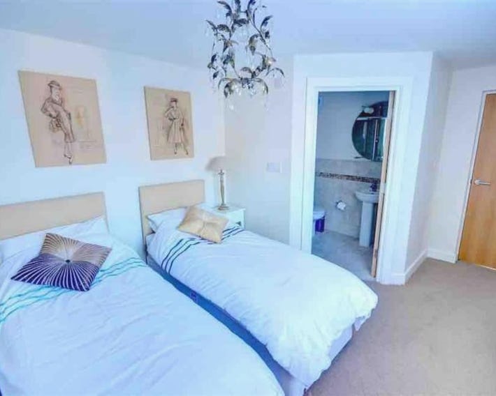 Seagull-Charming Two Bed Ground Floor Retreat, Can sleep 6