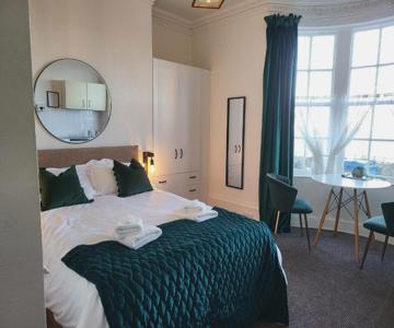 Seaview Ground Floor Flat Fast Wifi & Free Parking