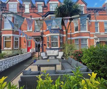 Monico Guest House
