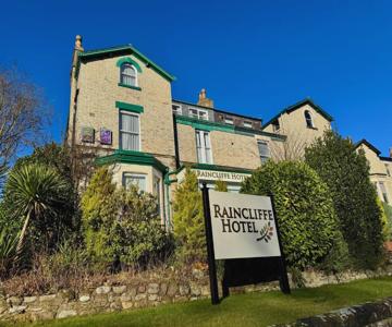 Raincliffe Hotel