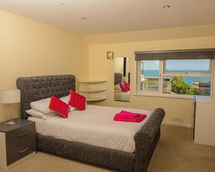 Cliff Top Apartment 3 Bedroom