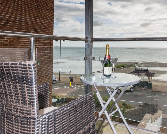 Lower Chine Apartment