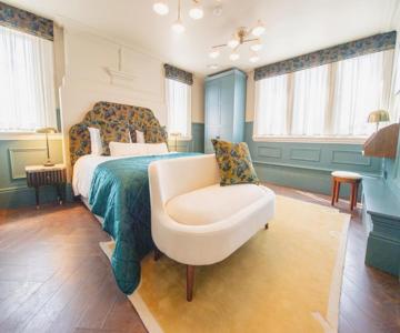 The Carre Arms Hotel & Restaurant