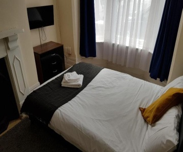 Liss Budget Rooms