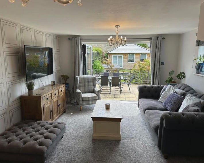 Modern 2 Bedroom House Spacious Large Garden