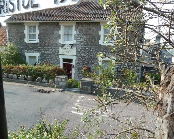 The Owls Crest House B&B