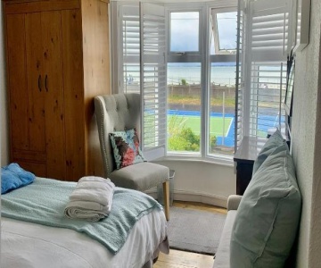 Marine Cottage