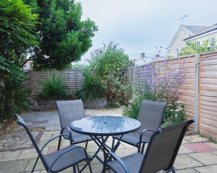 Tankerton Town House, 1 parking space, 150m beach