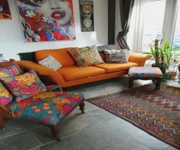 Quirky House In Winchester