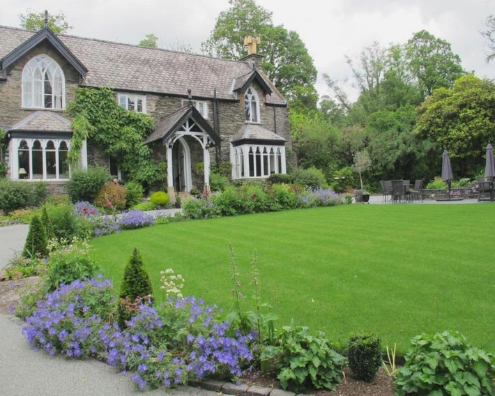 Cedar Manor