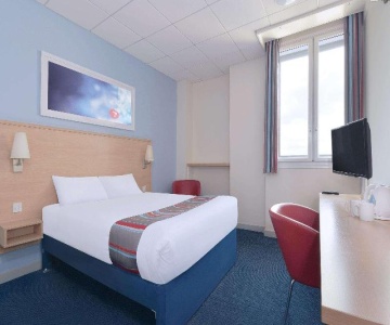 Travelodge Leeds Bradford Airport