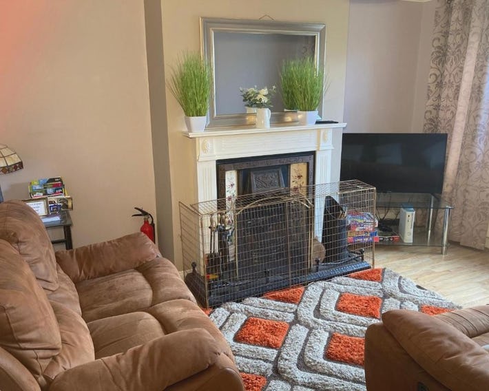 Enniskillen House (6 person house)