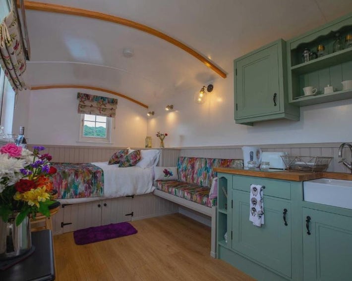 Shepherd Hut Bird Enniskillen, Fermanagh