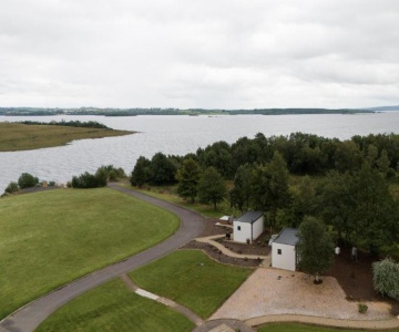 Lakescape - Waterfront Self- Catering Cabins