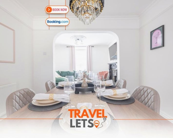 3 Bedroom House By Travel Lets Self Catering Accommodation Derry With Free WiFi
