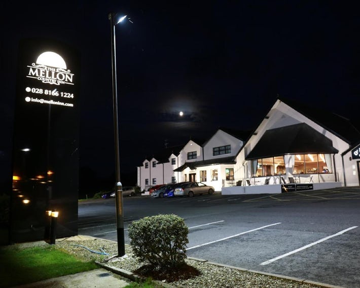 Mellon Country Inn Hotel