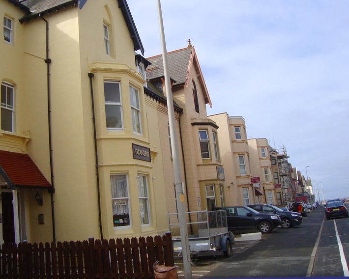 Tuxford House