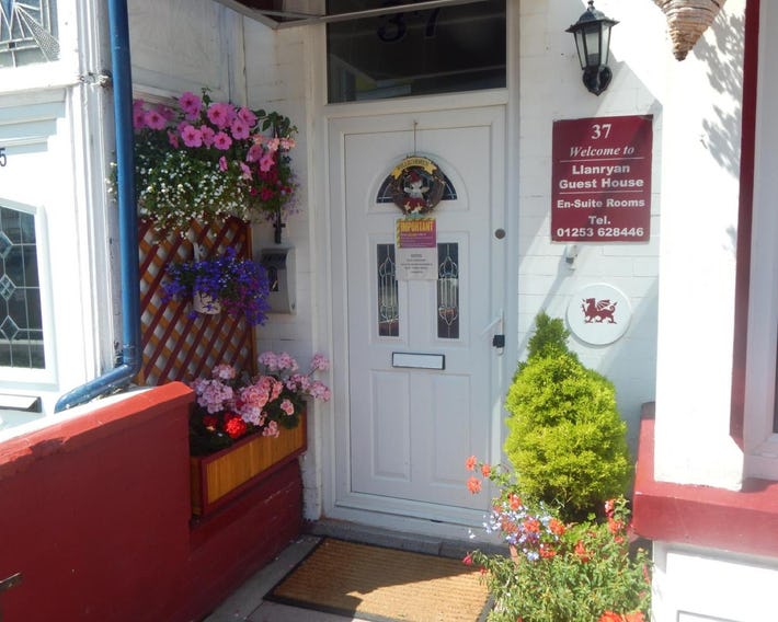 Llanryan Guest House