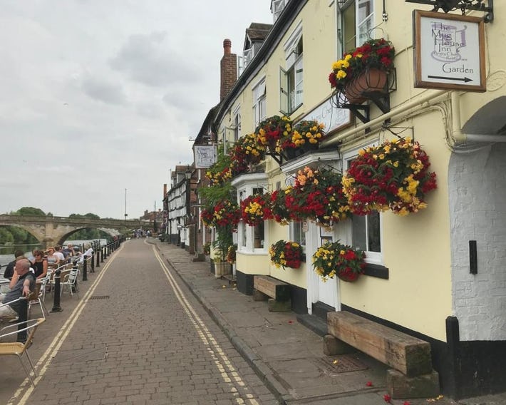 The Mug House Inn