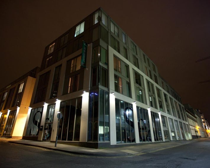 The Spires Serviced Apartments