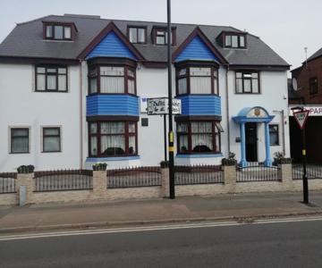 The Woodlands Hotel