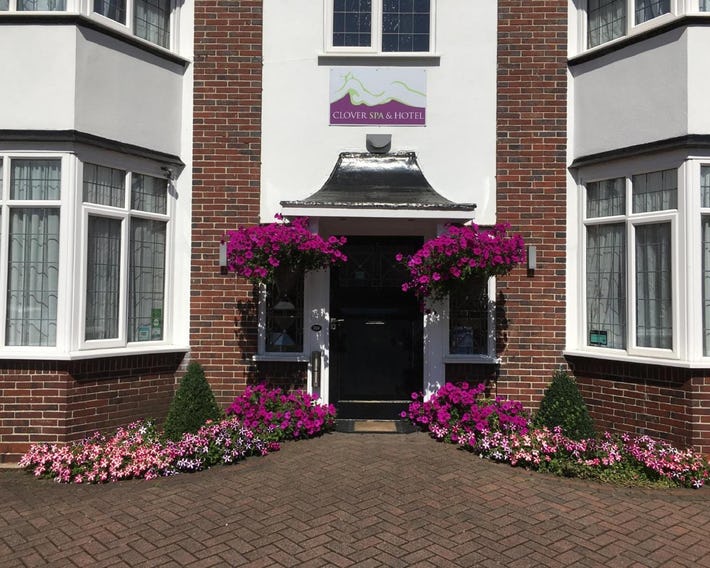 Clover Spa and Hotel